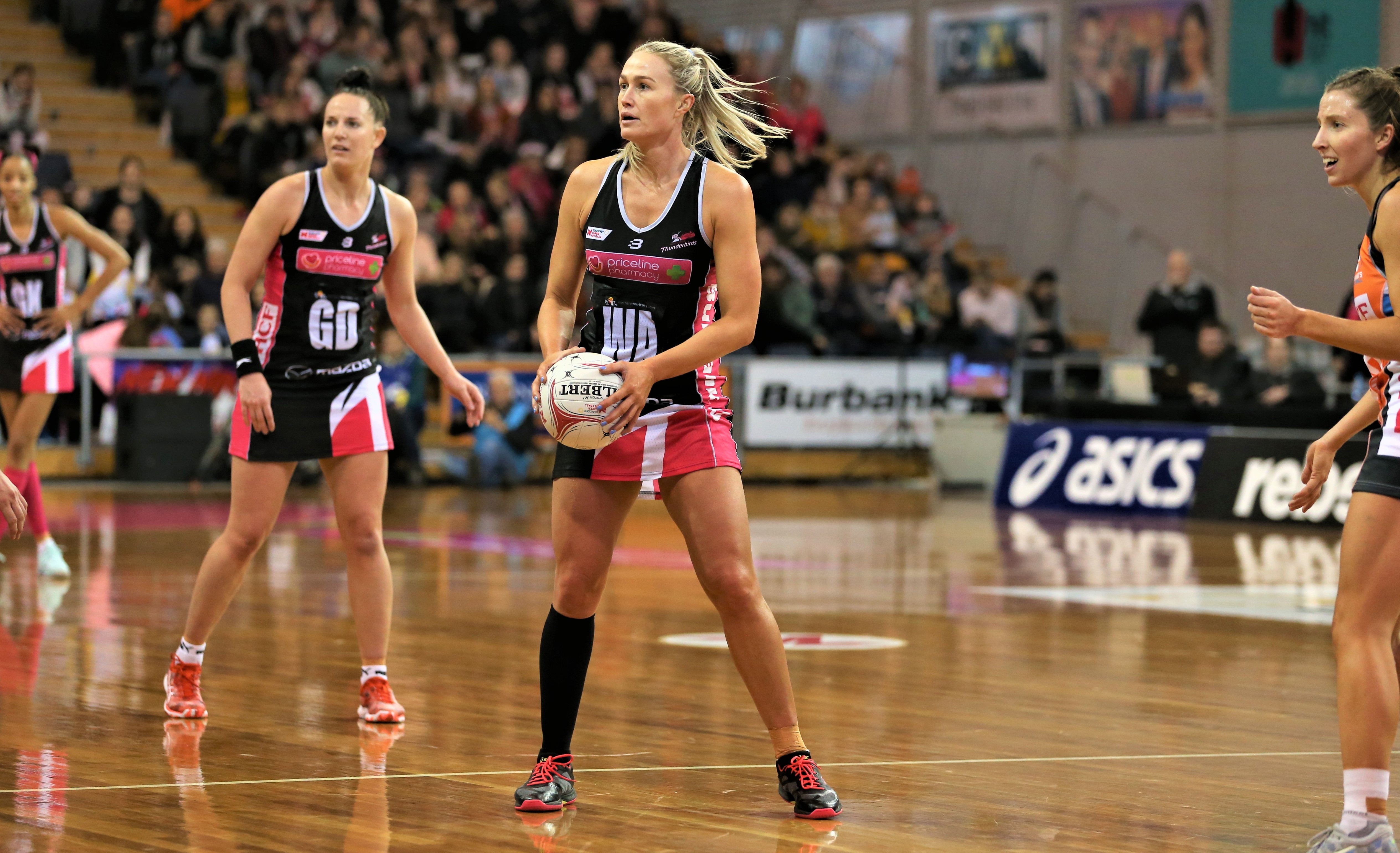 Do Netball Players Get Paid Uk